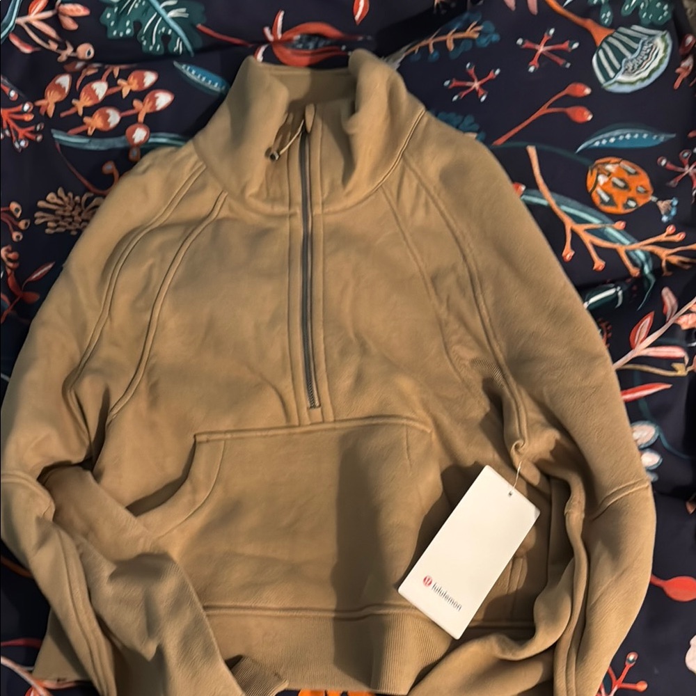 NWT Lululemon scuba oversized funnel neck